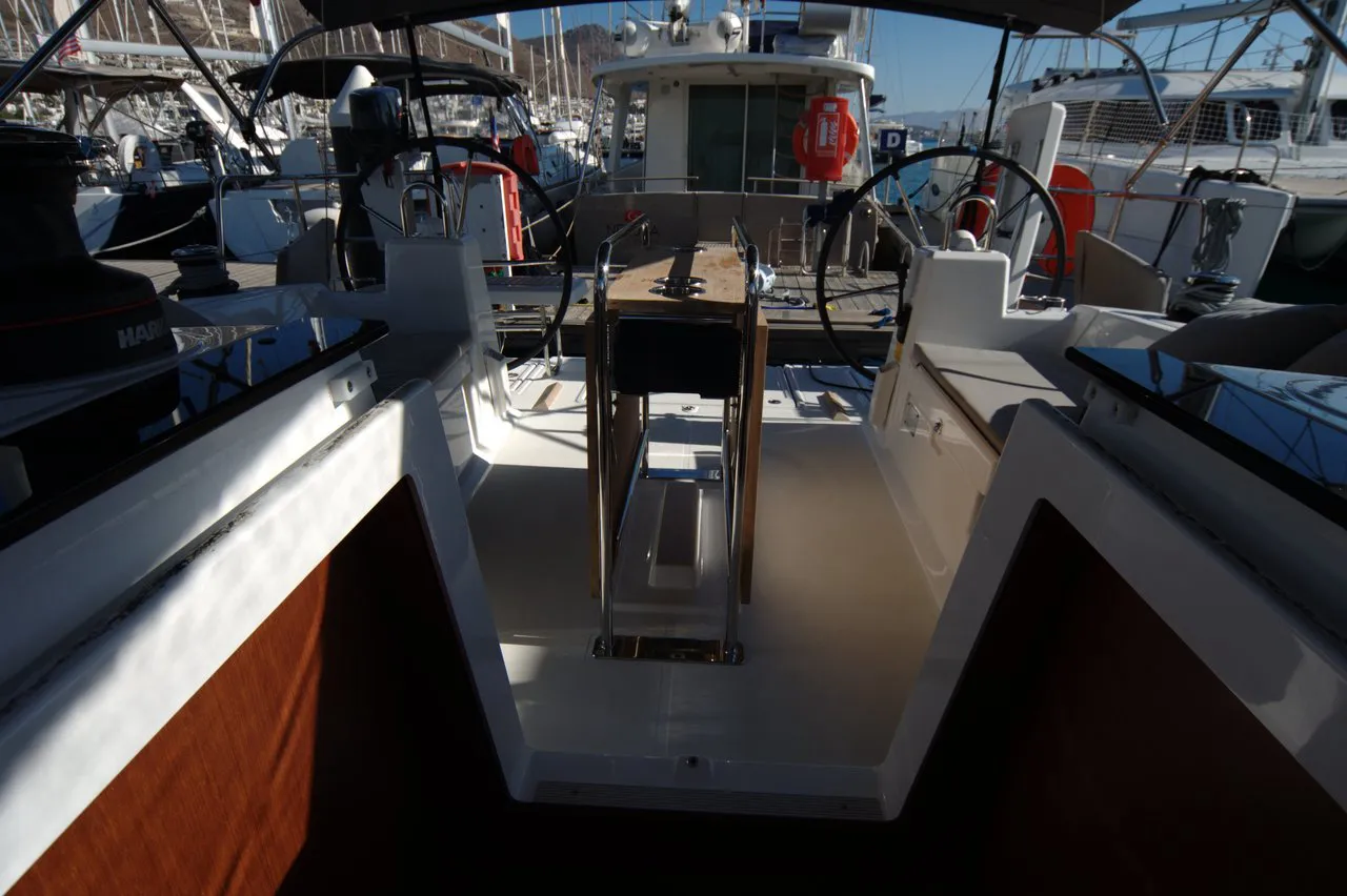 2016 Model Beneteau - Oceanis 41.1 · 6 Guest · #767656