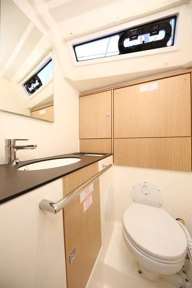 2020 Model Bavaria - Cruiser 46 · 8 Guest · #760081