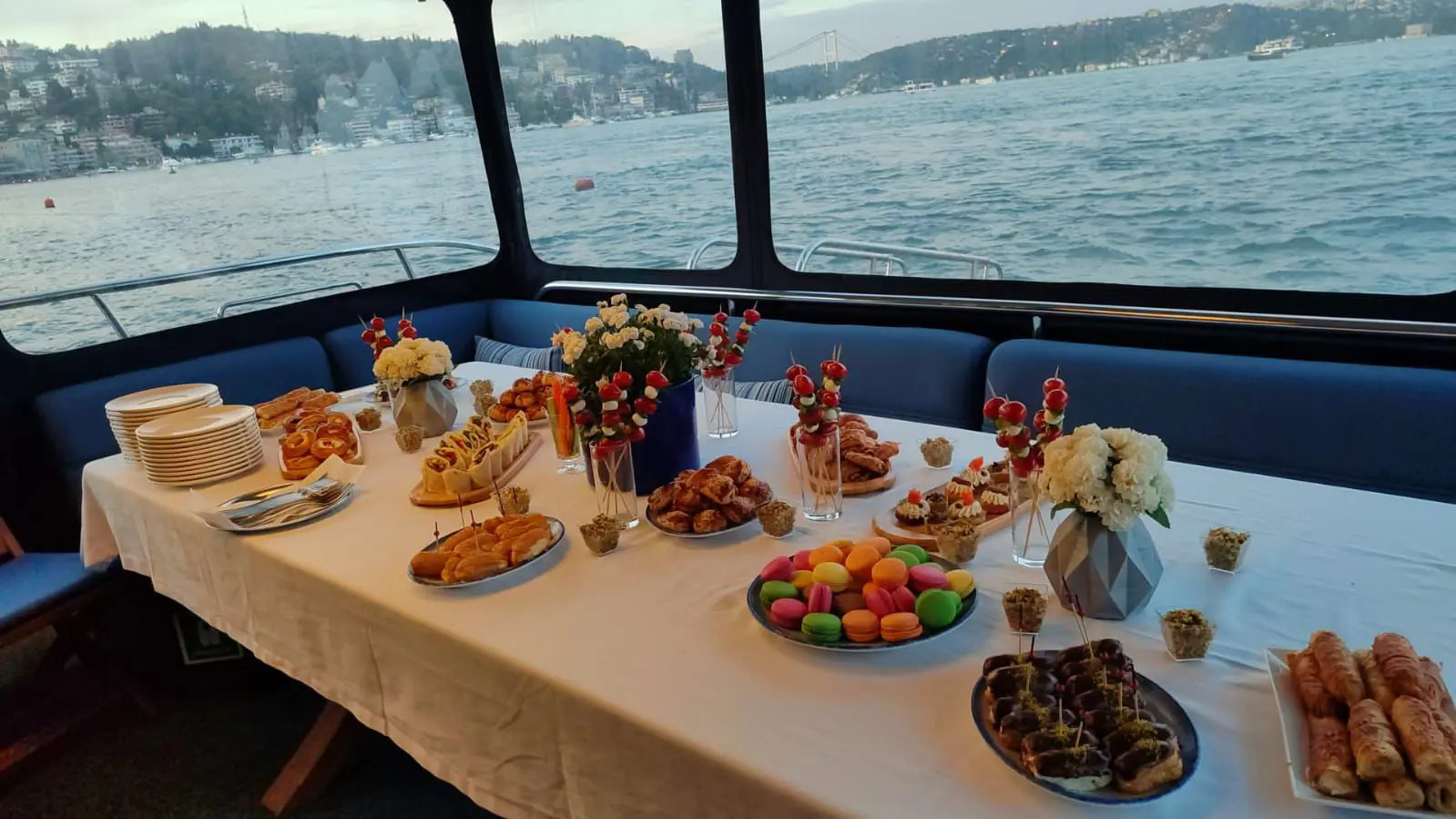 2024 Model Özel Yapım - Motoryat · 24 Kişilik · #322714