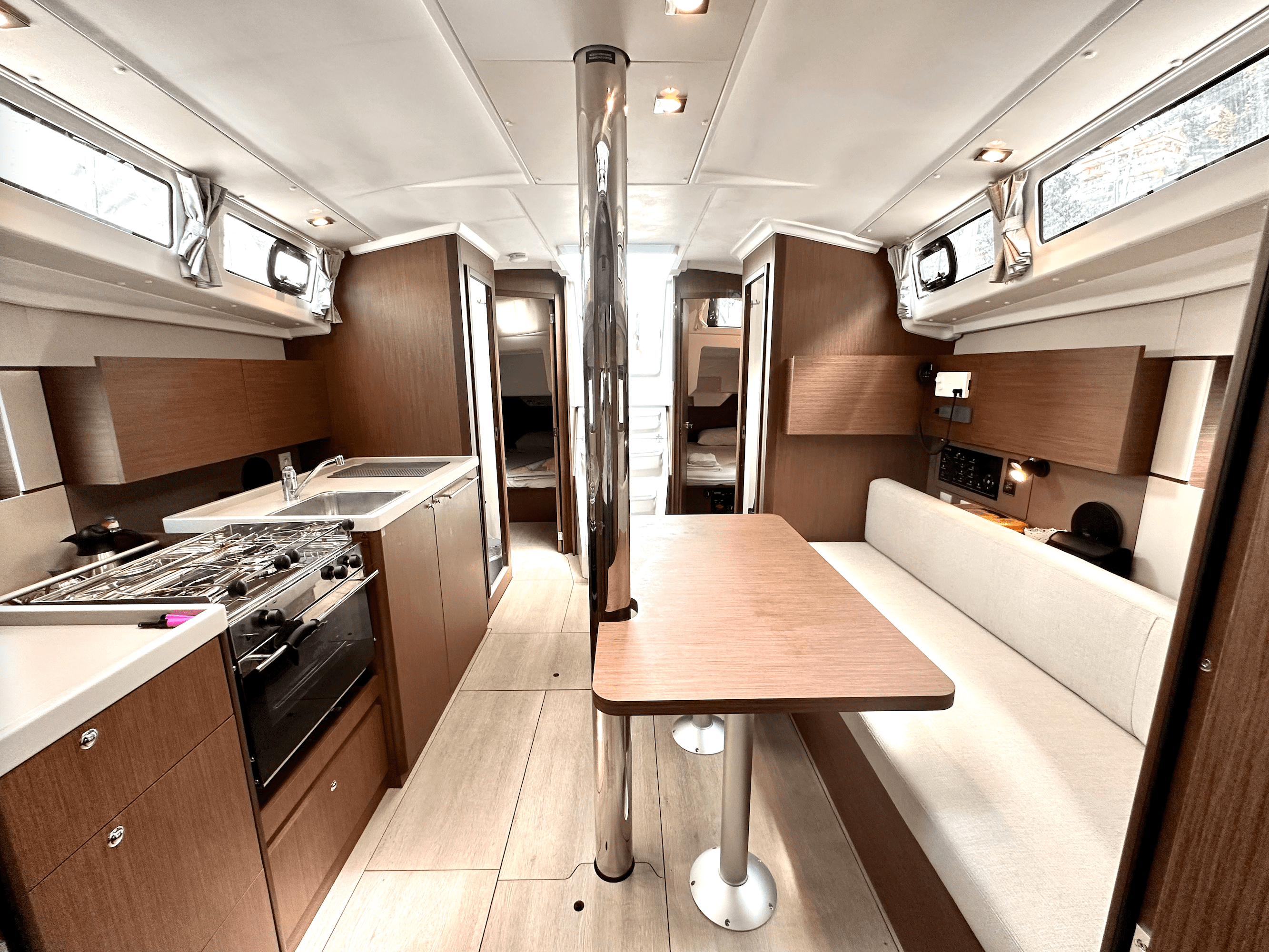 2023 Model Beneteau - Oceanis 38.1 · 6 Kişilik · #742343