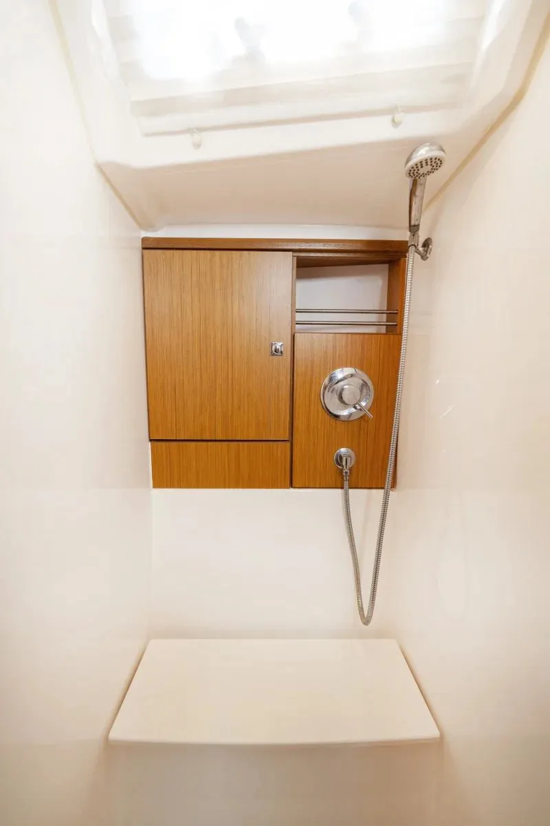 2014 Model Bavaria - Cruiser 46 · 8 Guest · #238805