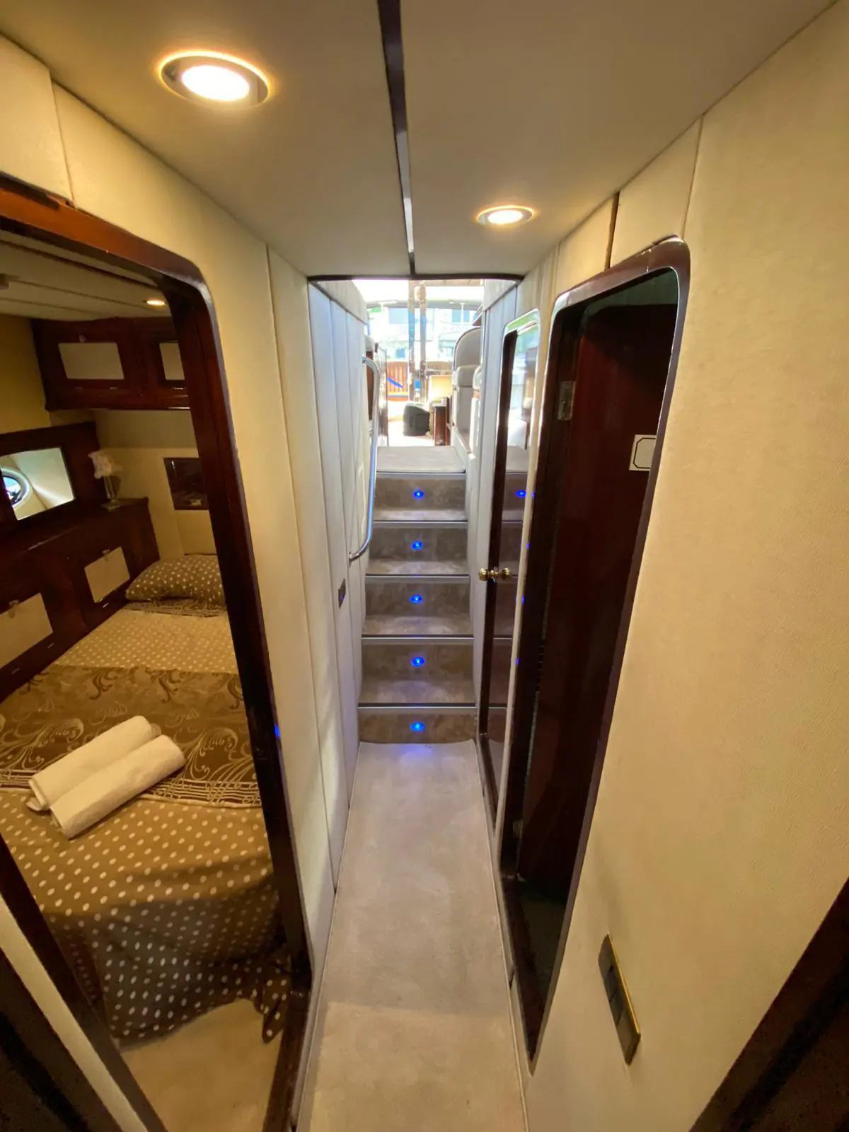 2005 Model Özel Yapım - Motoryat · 12 Kişilik · #076438