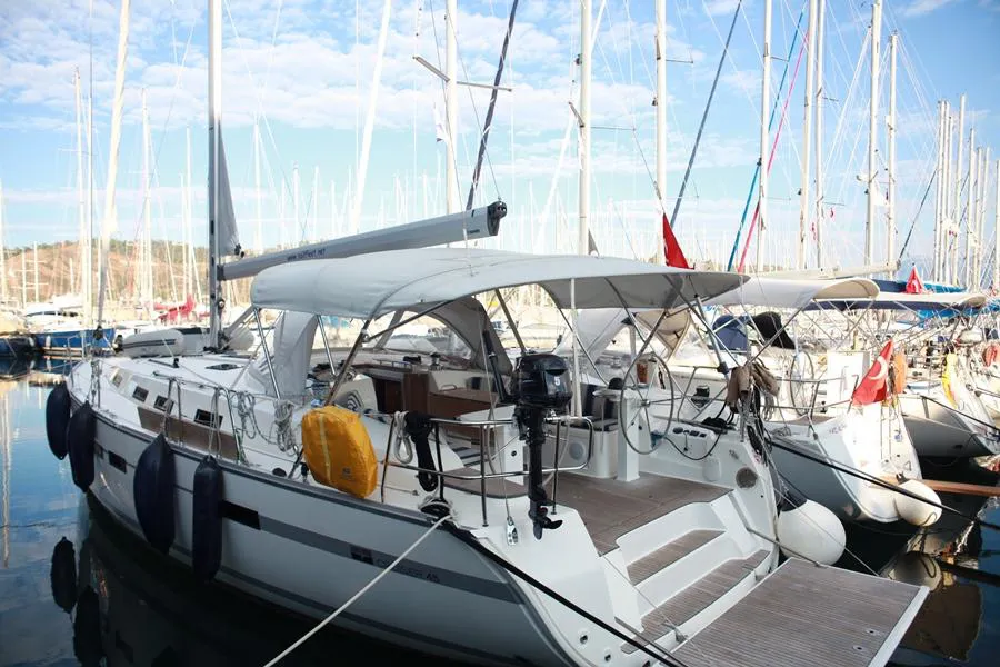 2011 Model Bavaria - Cruiser 45 · 8 Kişilik · #054348