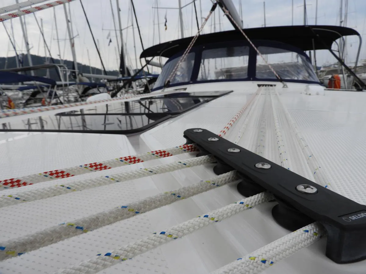 2017 Model Bavaria - Cruiser 51 · 12 Guest · #250720