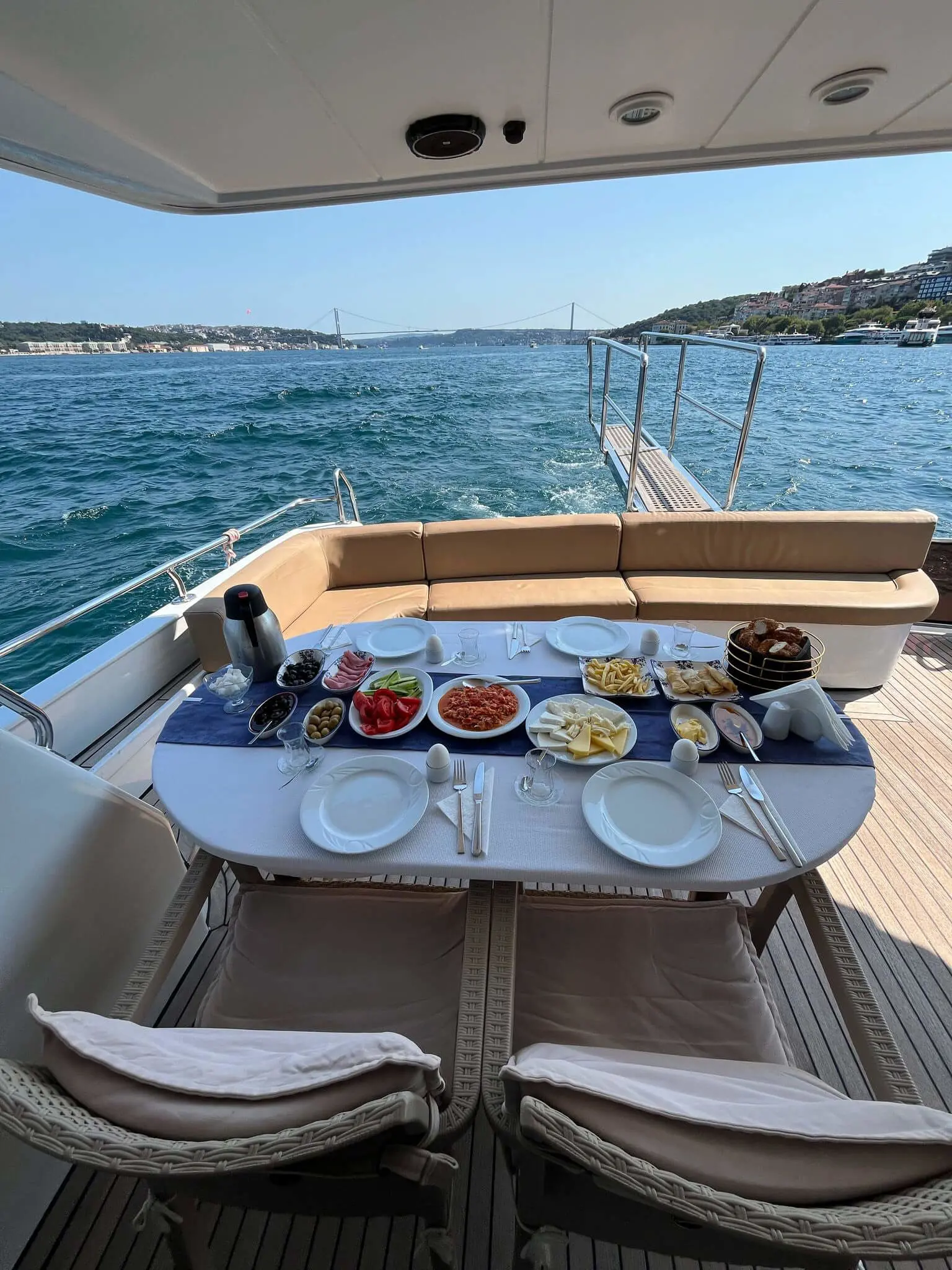 2000 Model Custom Made - Motor Yacht · 12 Guest · #157437