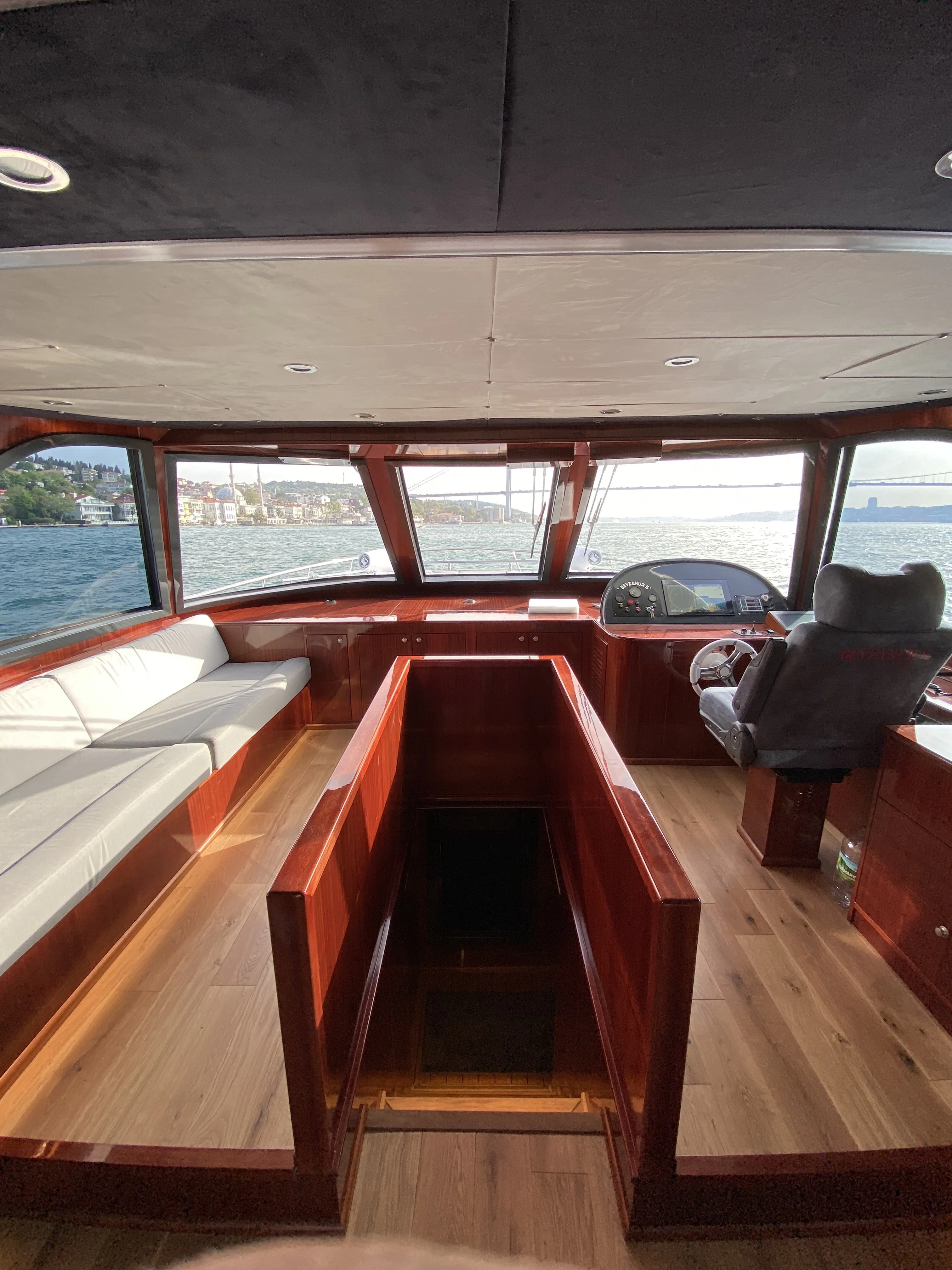2023 Model Custom Made - Motor Yacht · 40 Guest · #229020