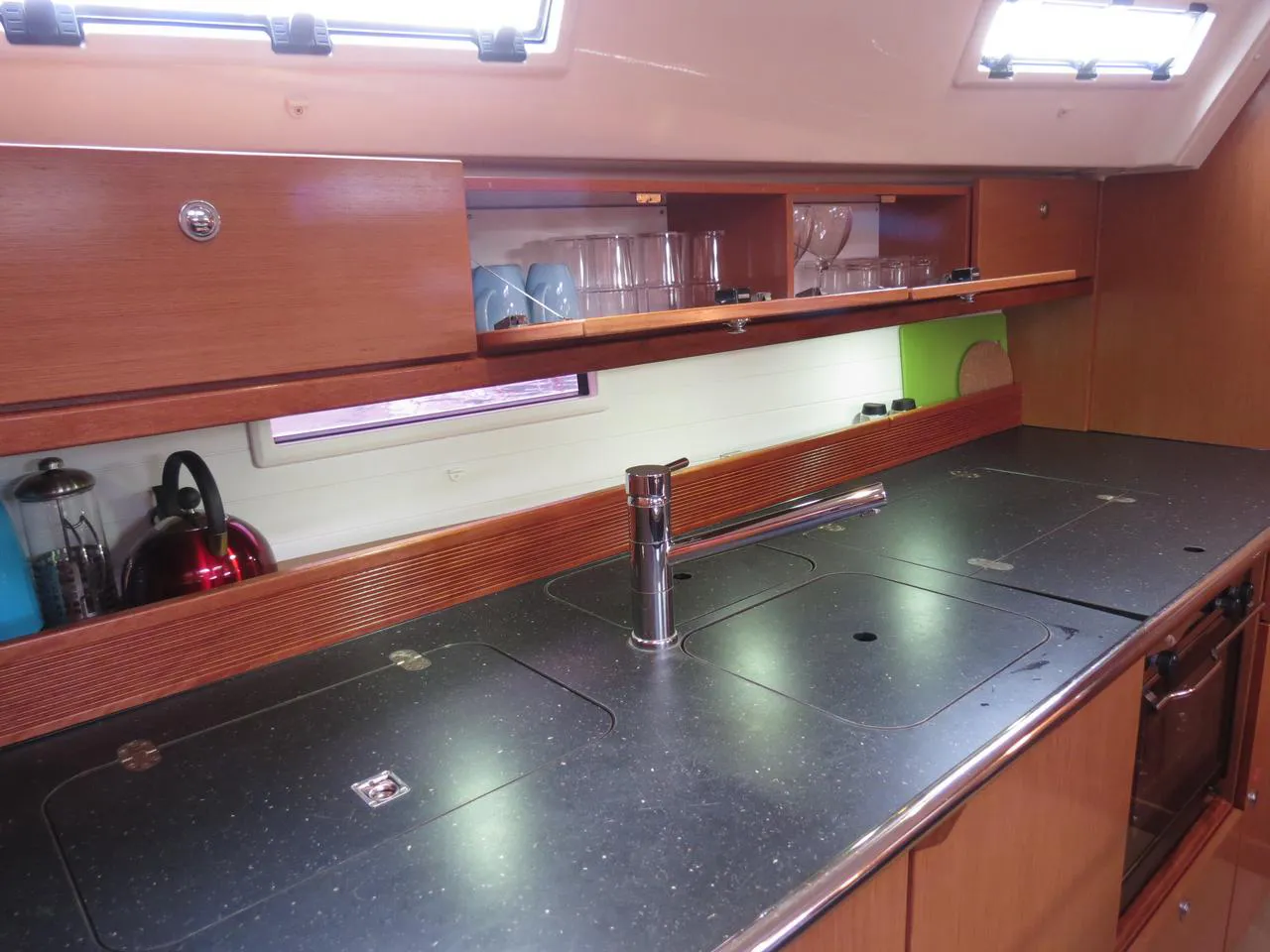 2012 Model Bavaria - Cruiser 40 · 8 Guest · #112032