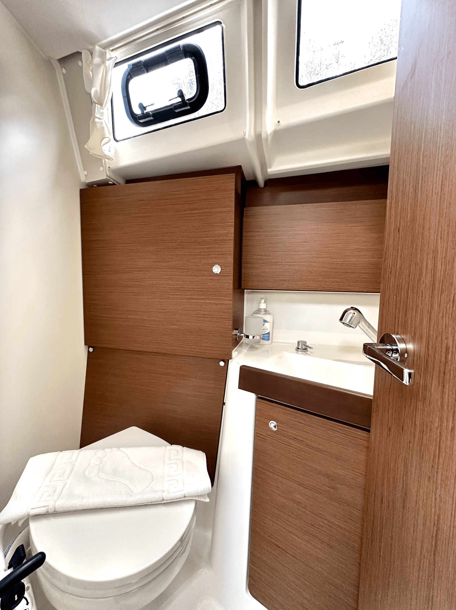 2023 Model Beneteau - Oceanis 38.1 · 6 Kişilik · #804586