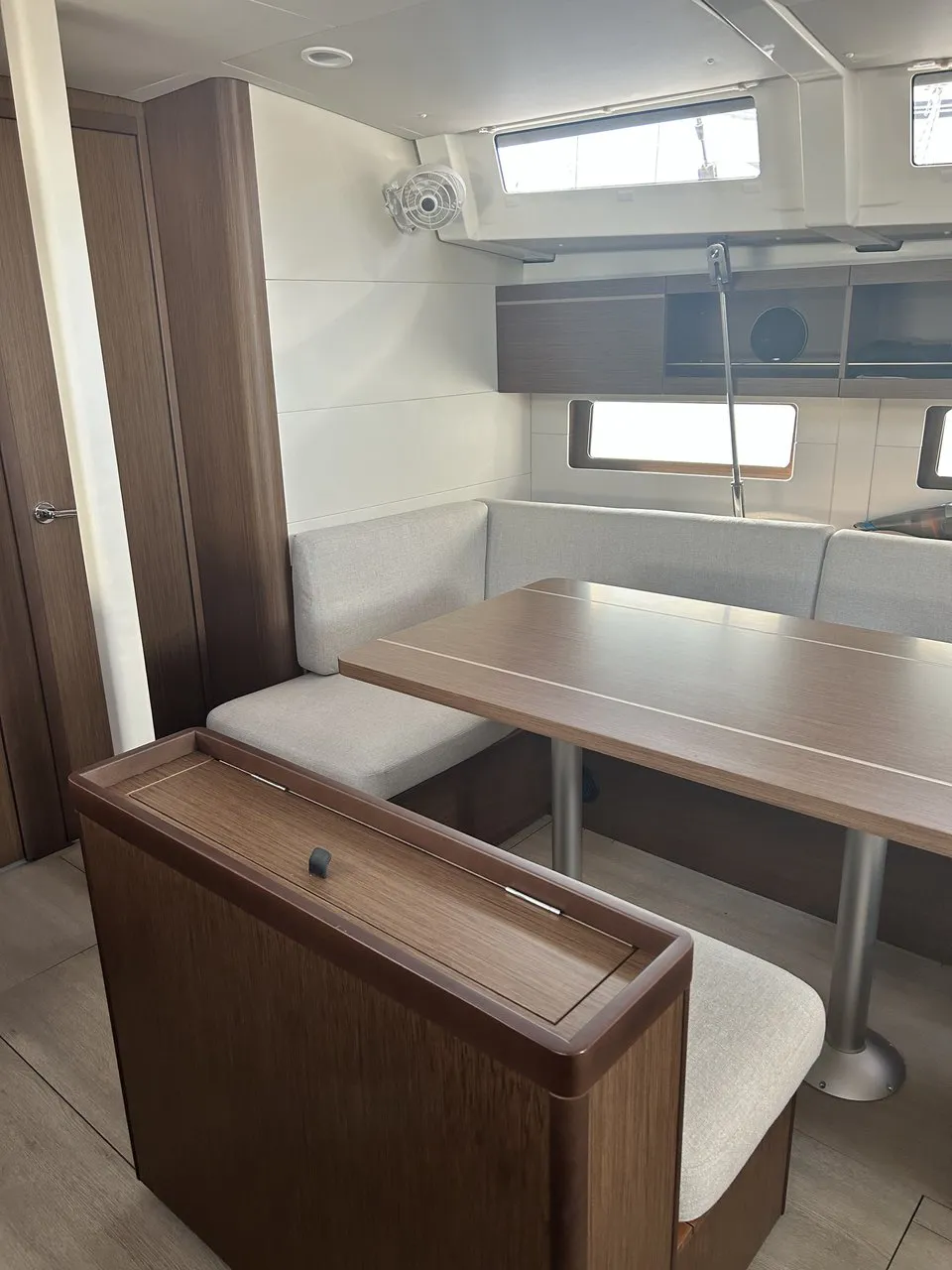 2023 Model Beneteau - Oceanis 46.1 · 9 Guest · #181460