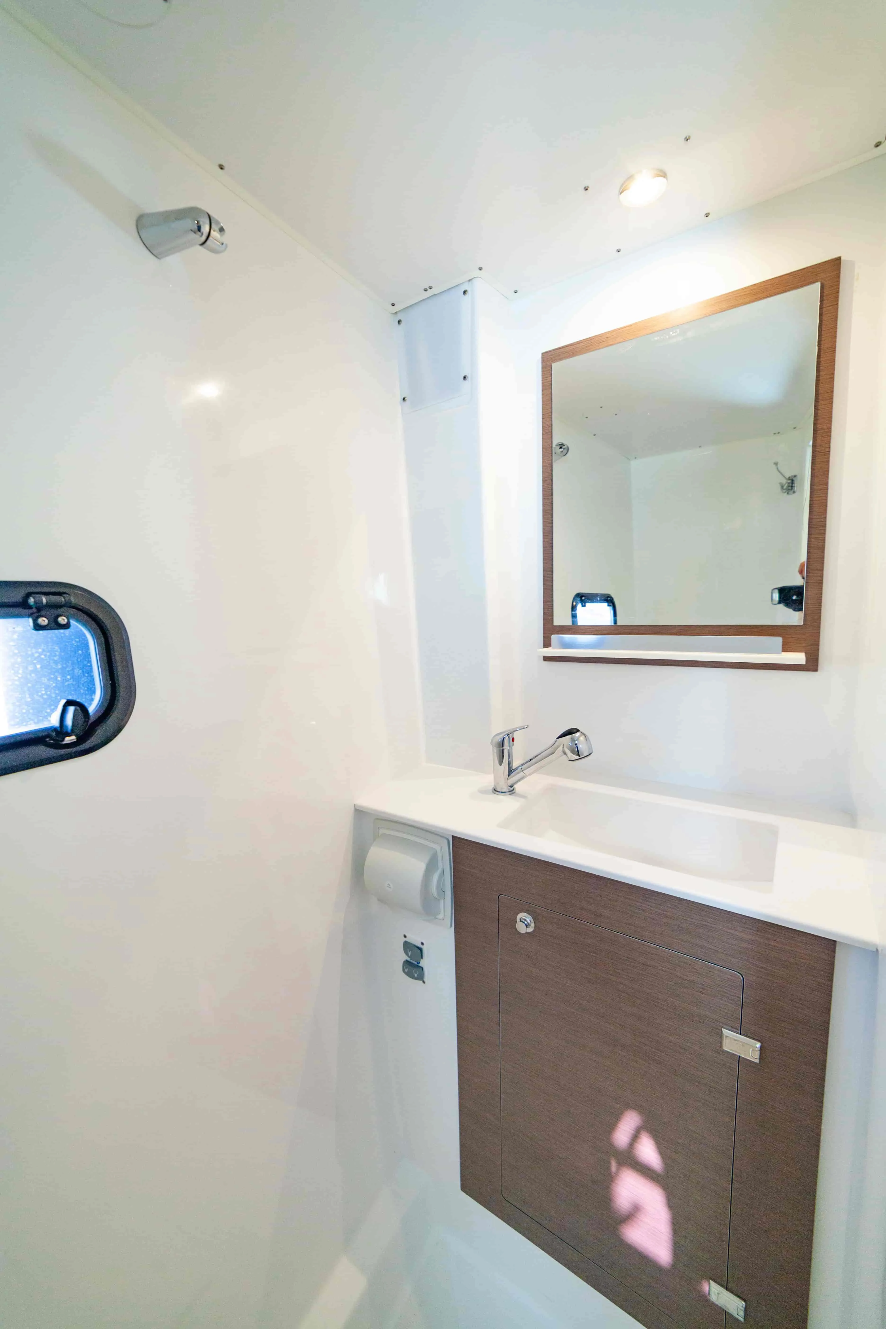 2023 Model Bali - Catspace · 9 Guest · #979643