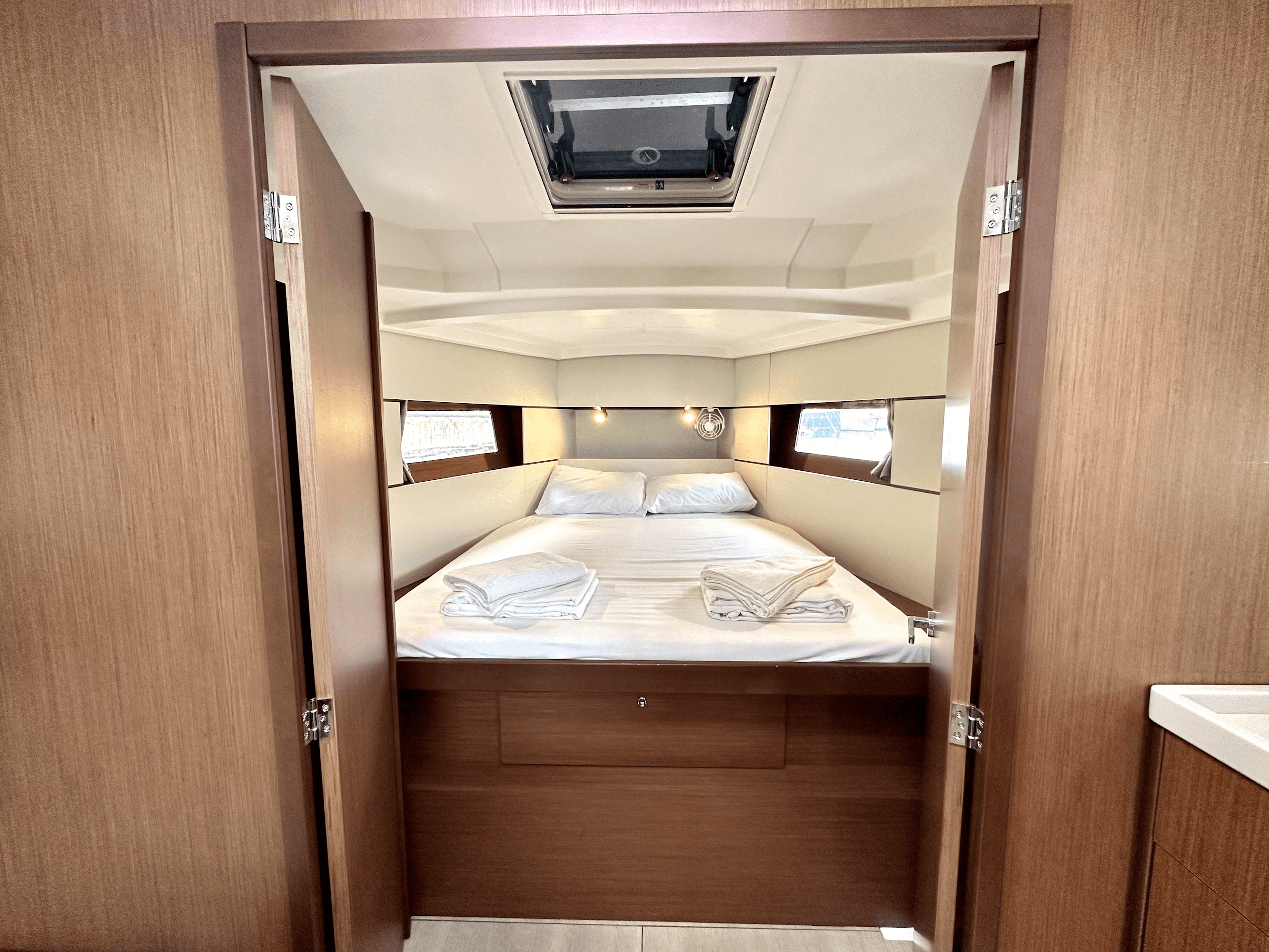 2023 Model Beneteau - Oceanis 38.1 · 6 Kişilik · #742343