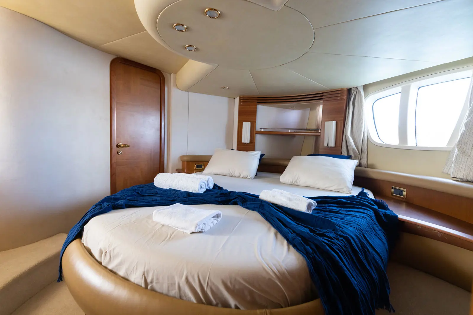 2009 Model Azimut - 55 · 6 Guest · #464591