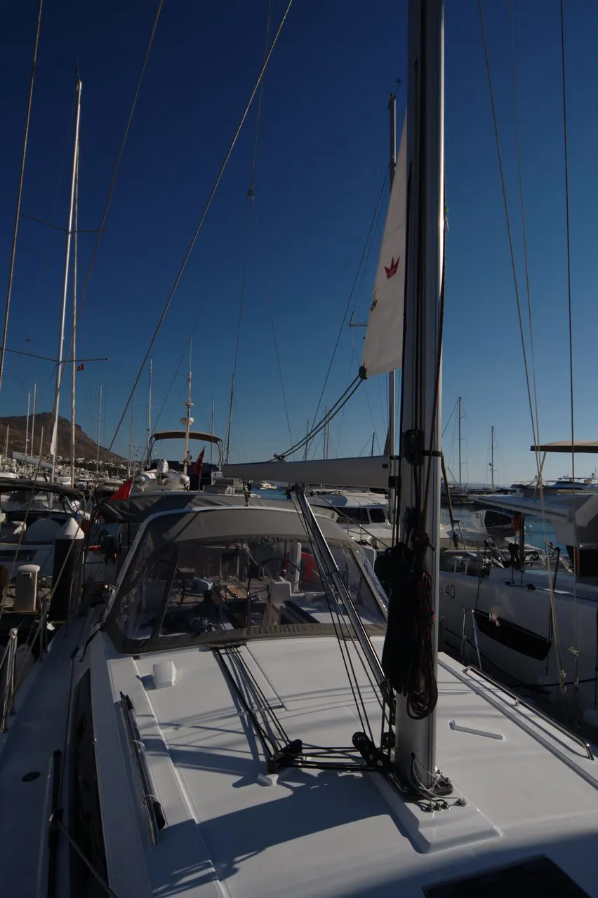 2016 Model Beneteau - Oceanis 41.1 · 6 Guest · #767656