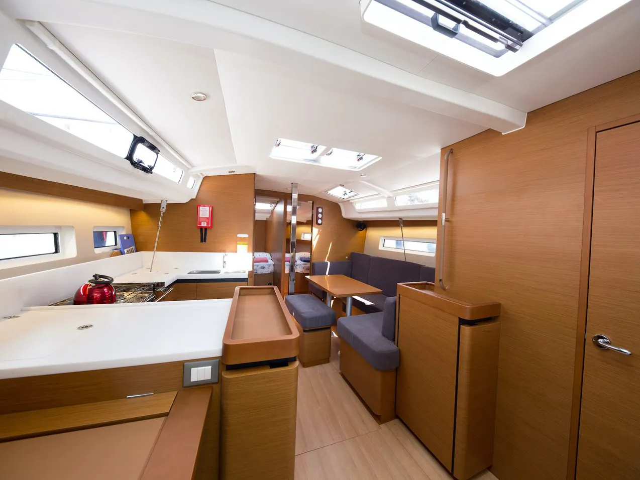 2021 Model Jeanneau - Sun Odyssey 440 · 9 Guest · #032623