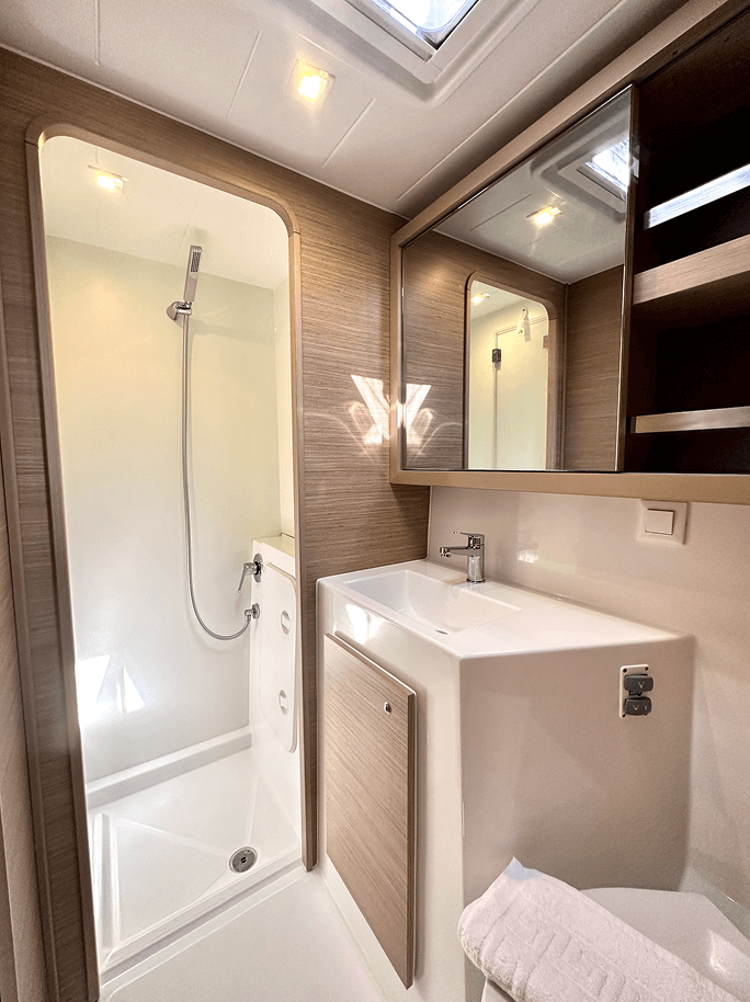 2023 Model Lagoon -  42 · 10 Kişilik · #134694