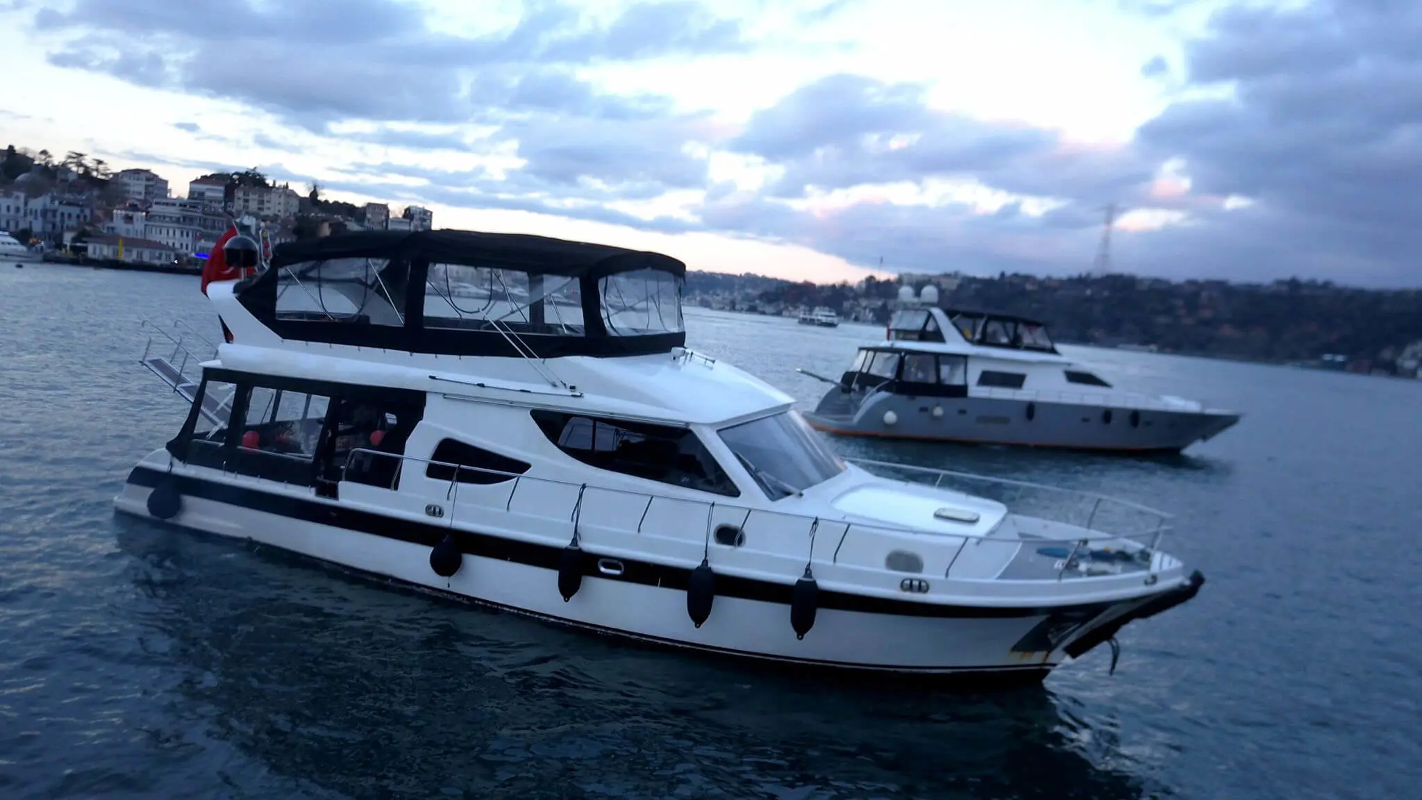 2018 Model Özel Yapım - Motoryat · 24 Kişilik · #119390