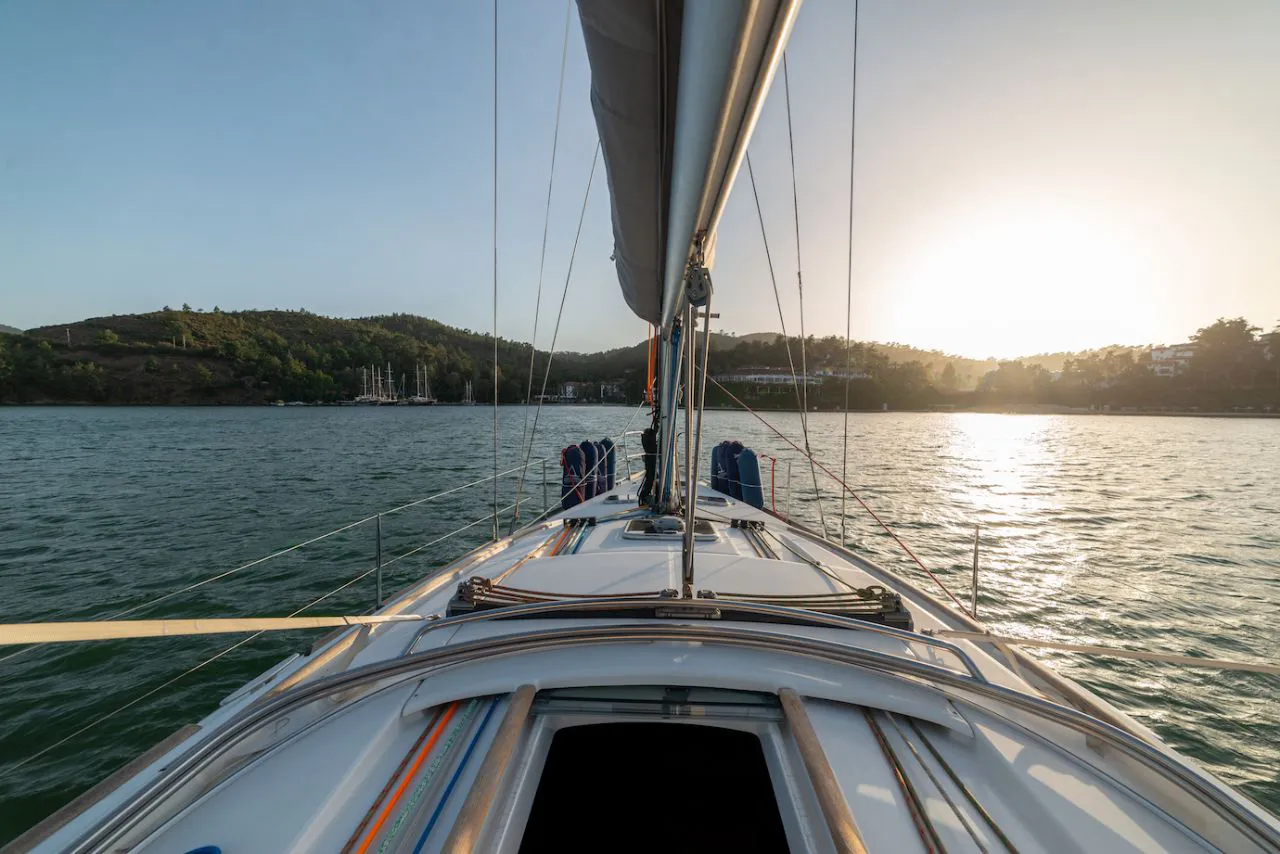 2008 Model Beneteau - Oceanis 40 · 7 Guest · #061800