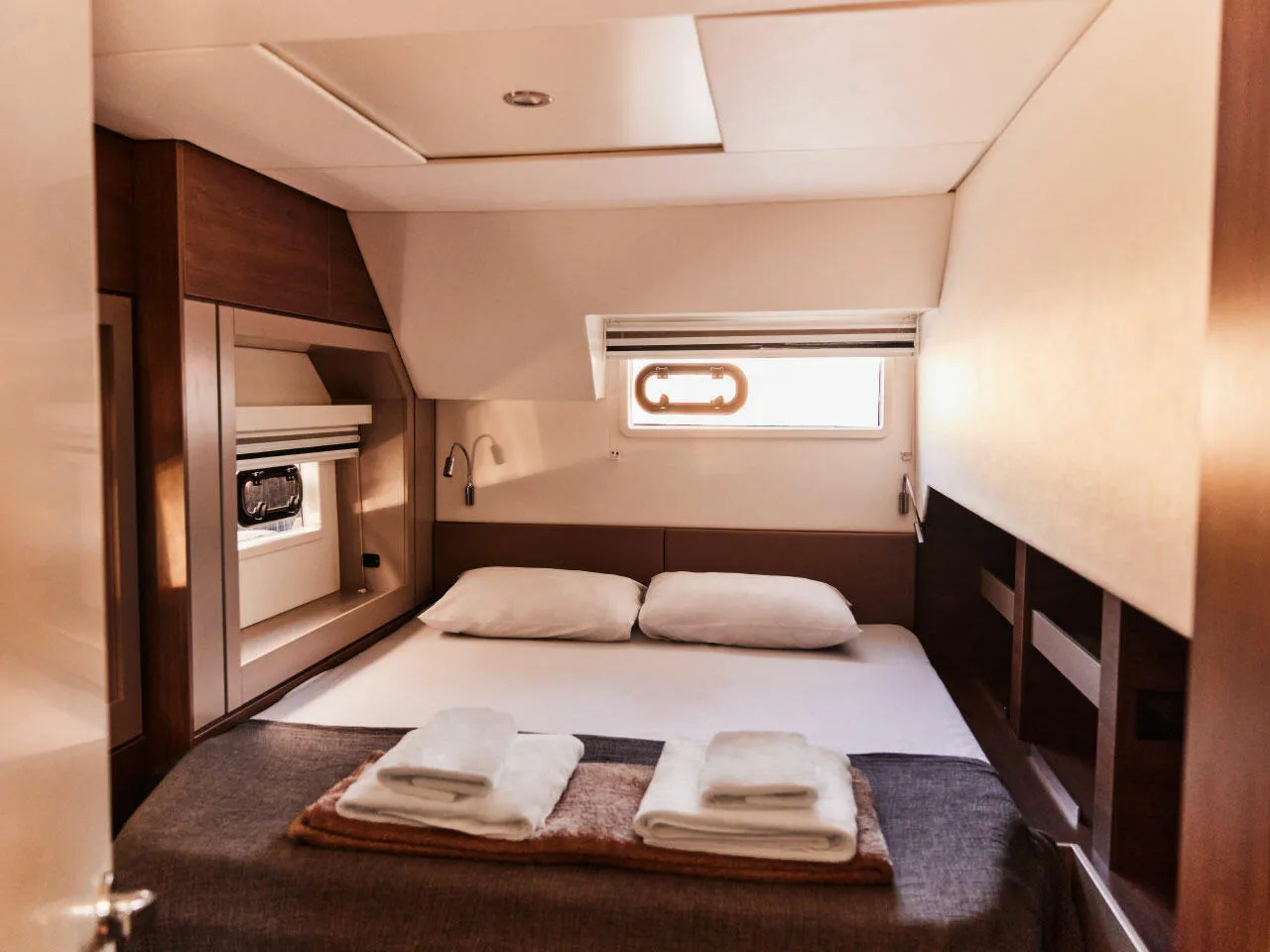 2022 Model Bali - 4.6 · 9 Kişilik · #600867