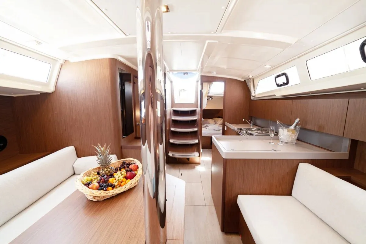 2020 Model Beneteau - Oceanis 41.1 · 6 Kişilik · #142022