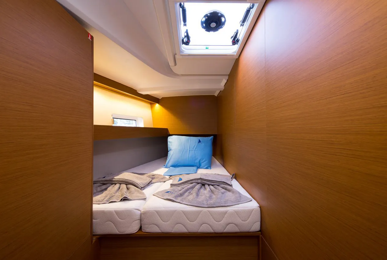 2021 Model Jeanneau - Sun Odyssey 490 · 11 Guest · #197823