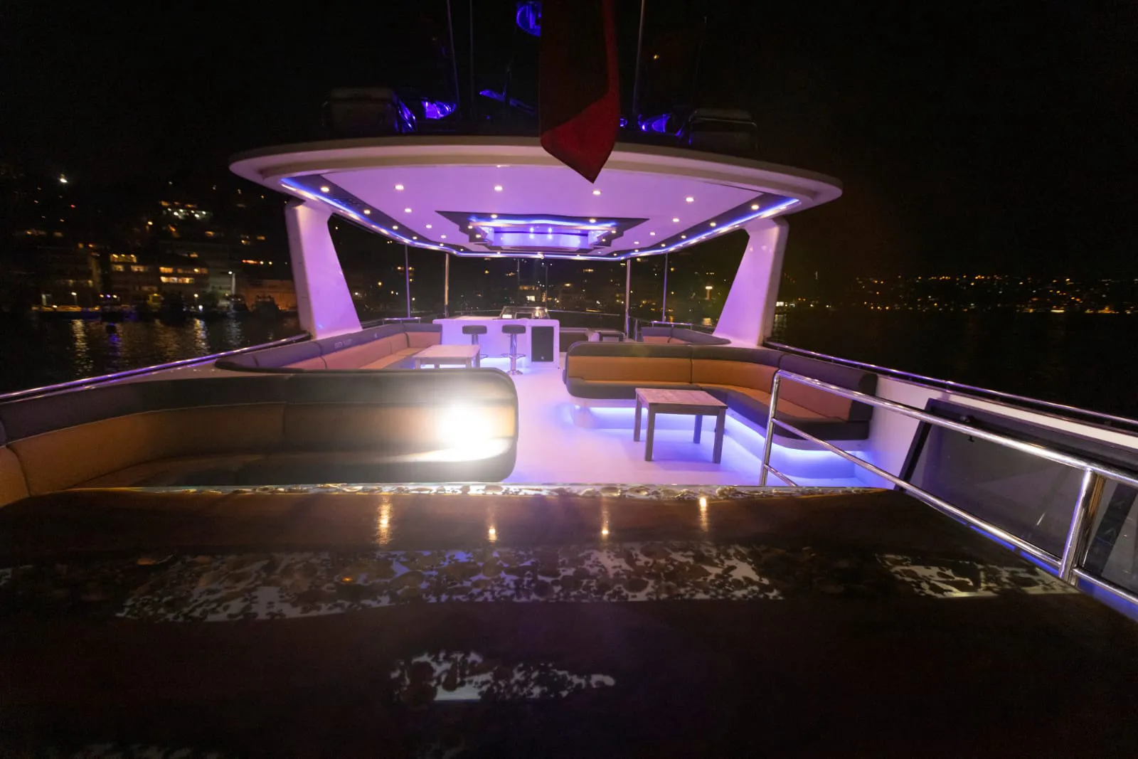 2012 Model Özel Yapım - Motoryat · 36 Kişilik · #032525