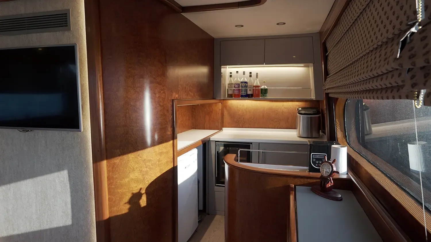 2023 Model Özel Yapım - Motoryat · 10 Kişilik · #096752