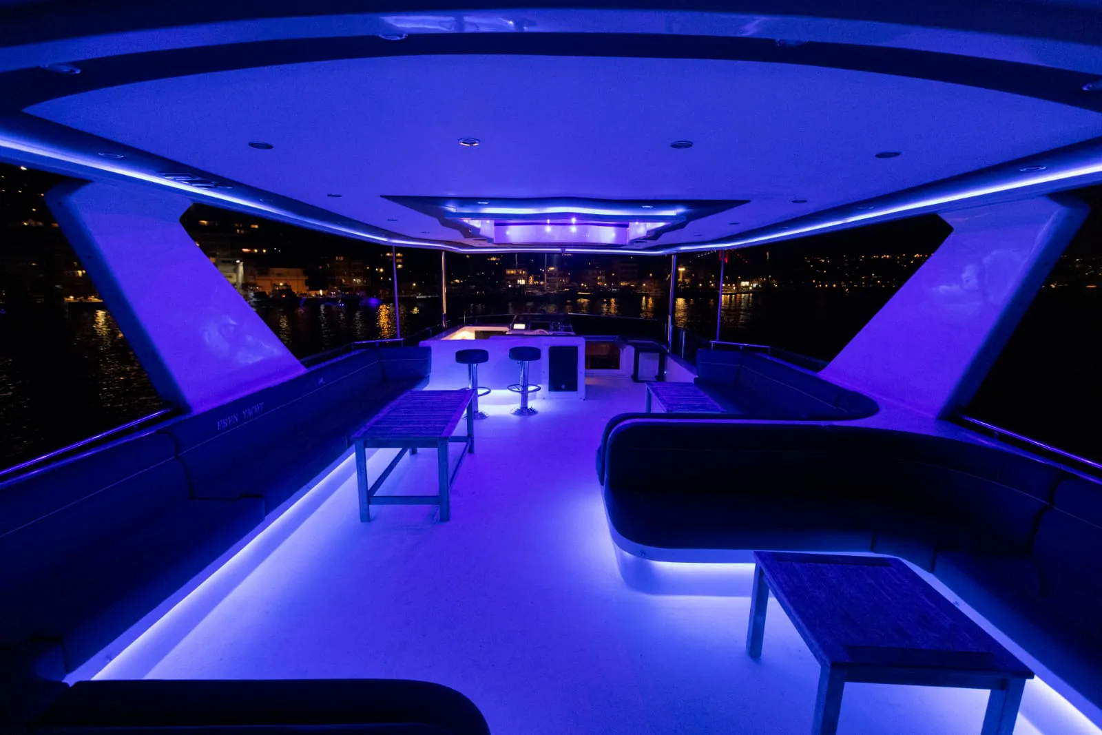 2012 Model Özel Yapım - Motoryat · 36 Kişilik · #032525