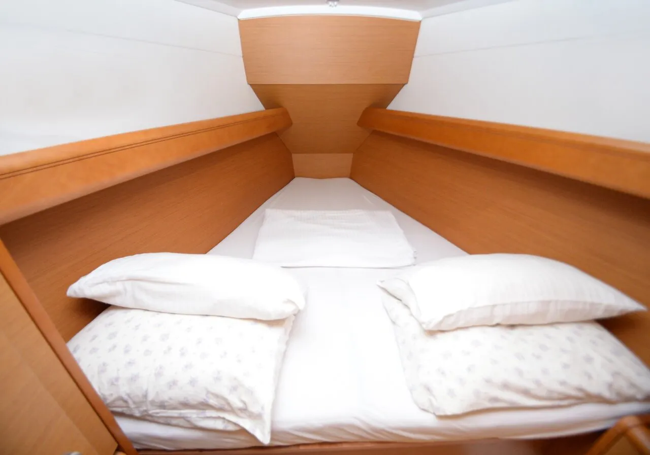 2015 Model Jeanneau - Sun Odyssey 379 · 4 Kişilik · #754689