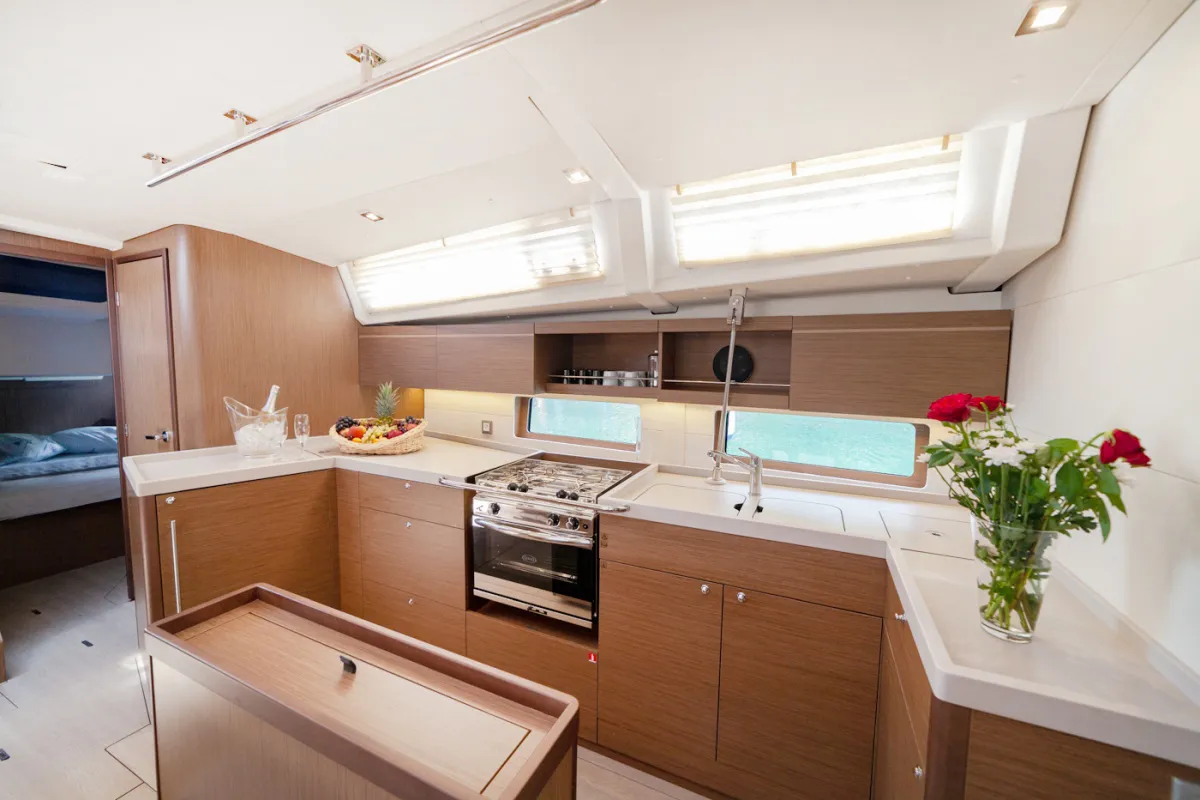 2020 Model Beneteau - Oceanis 46.1 · 8 Guest · #577718