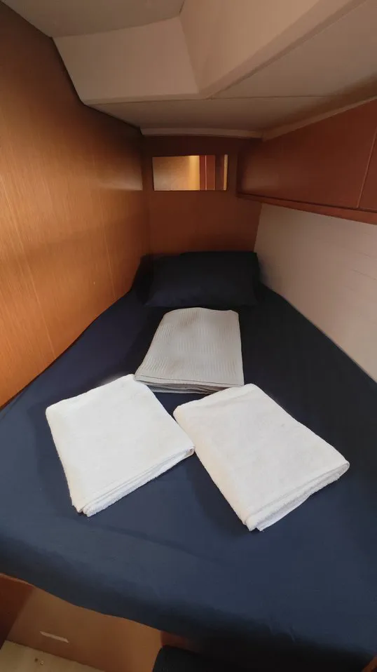 2016 Model Bavaria - Cruiser 46 · 9 Guest · #820471