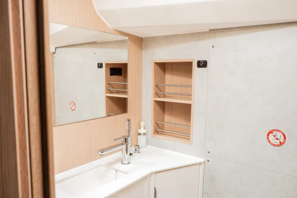 2022 Model Bavaria - C42 · 6 Kişilik · #814057