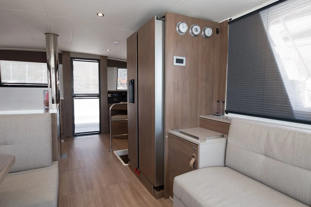 2022 Model Bali - 4.6 · 9 Guest · #588631