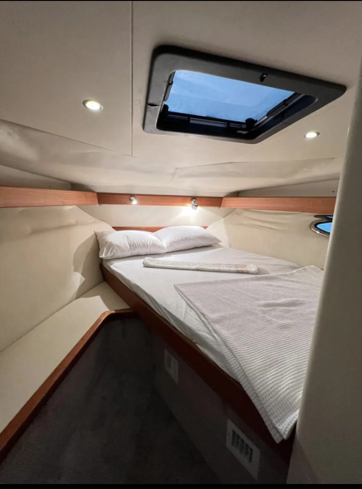 2002 Model Sunseeker - Motor Yacht · 4 Kişilik · #380996