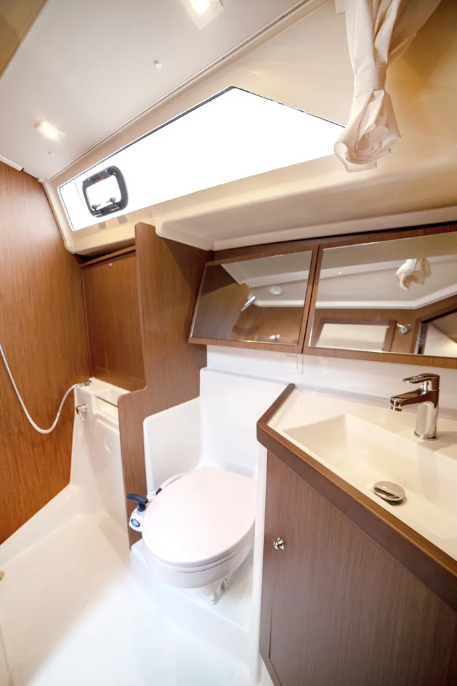 2020 Model Beneteau - Oceanis 41.1 · 6 Kişilik · #134980