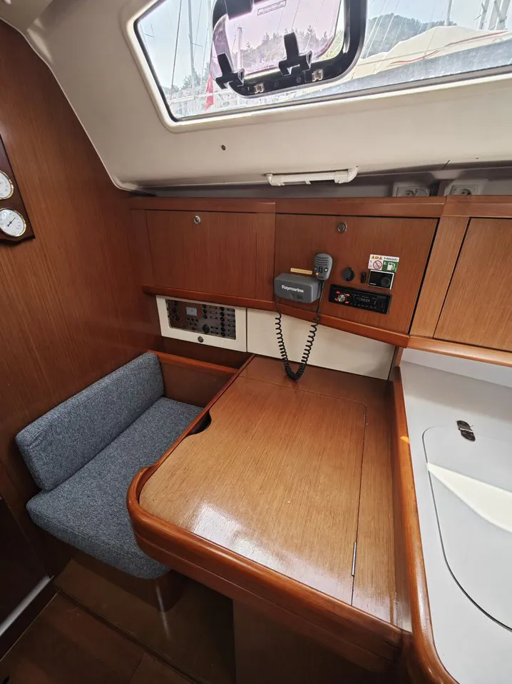 2011 Model Beneteau - Oceanis 40 · 8 Kişilik · #493463