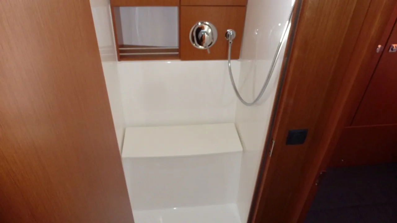 2020 Model Bavaria - Cruiser 46 · 10 Guest · #937924