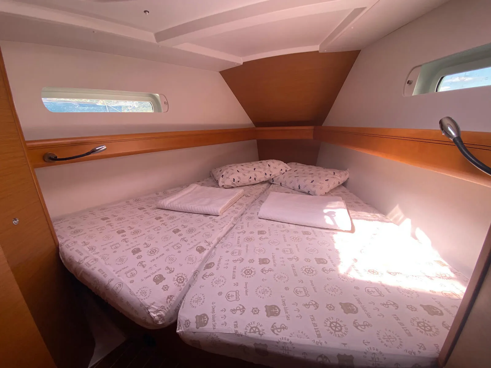 2012 Model Jeanneau - Sun Odyssey 439 · 9 Kişilik · #254877