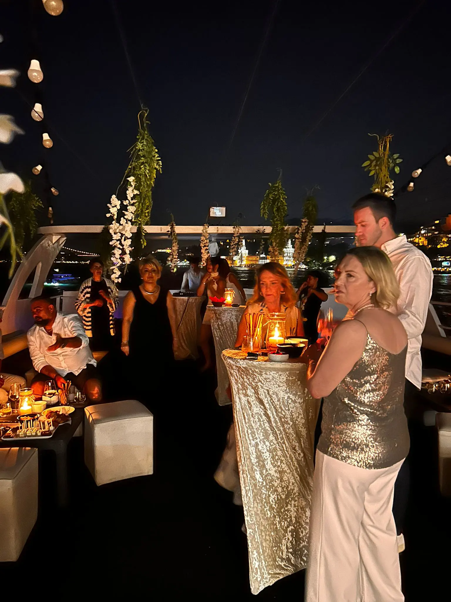 2019 Model Özel Yapım - Motoryat · 80 Kişilik · #425950