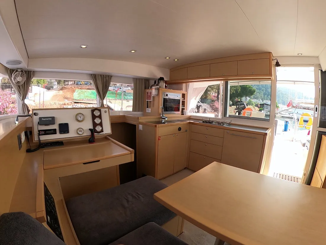 2014 Model Lagoon -  400 S2 · 9 Guest · #538188