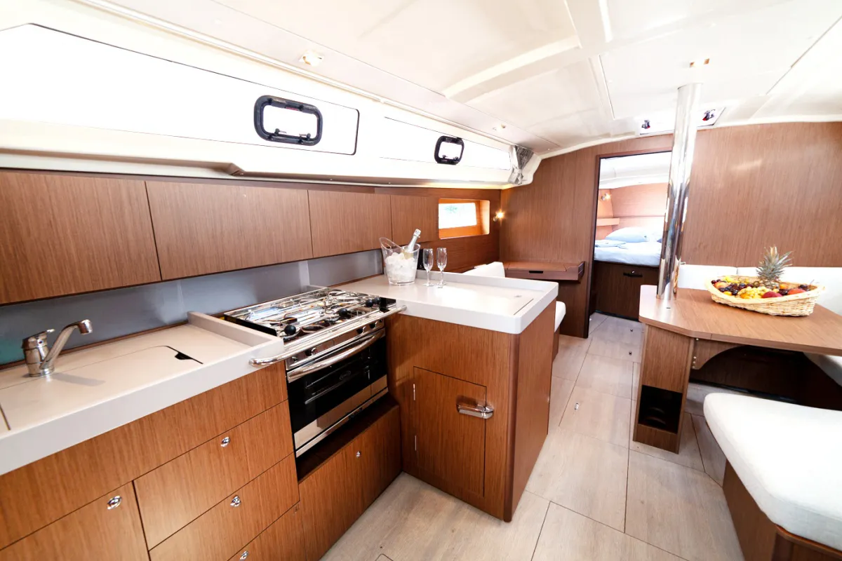 2020 Model Beneteau - Oceanis 41.1 · 6 Kişilik · #365948