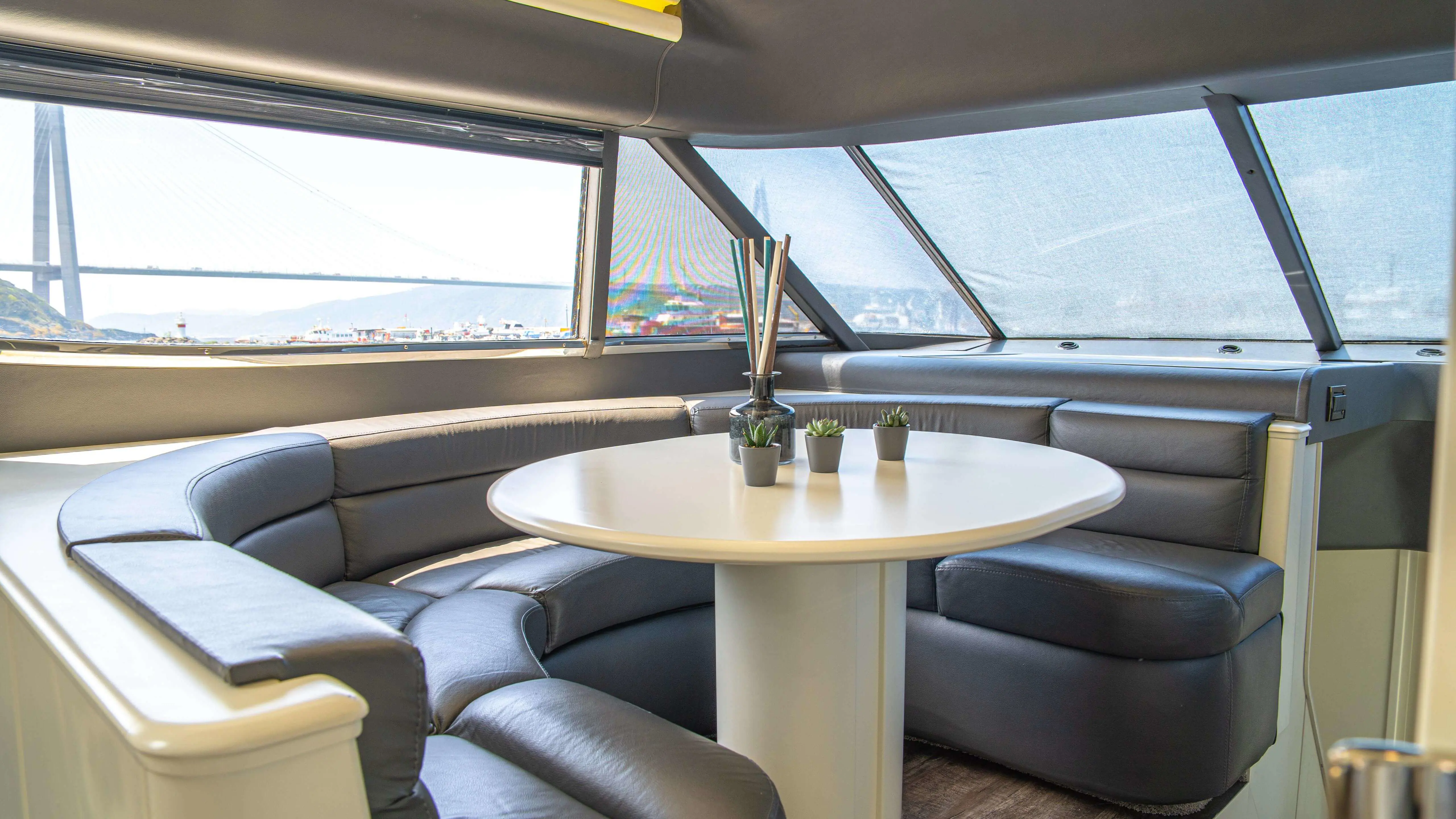 2022 Model Princess - 20M · 12 Guest · #890000