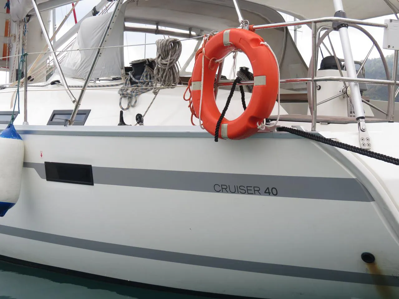2012 Model Bavaria - Cruiser 40 · 8 Guest · #112032