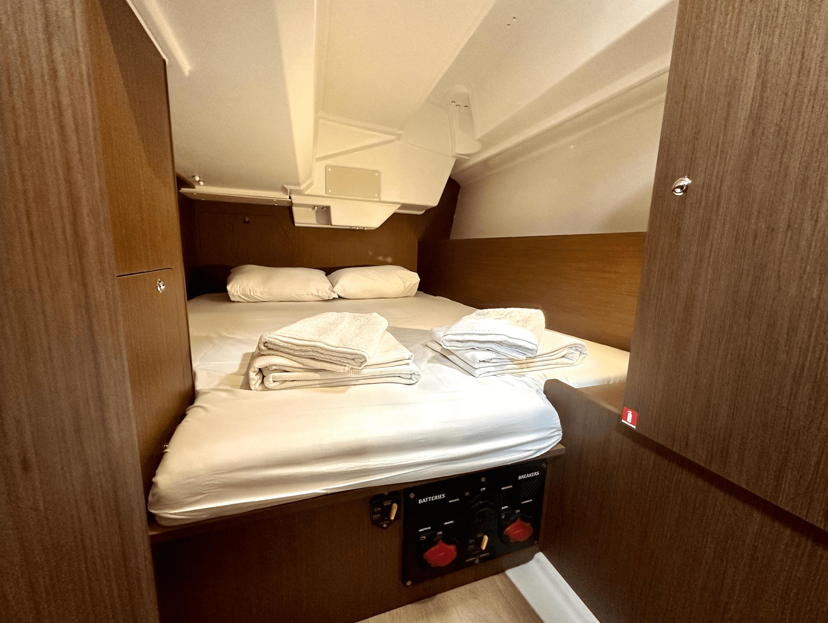 2023 Model Beneteau - Oceanis 38.1 · 6 Kişilik · #804586