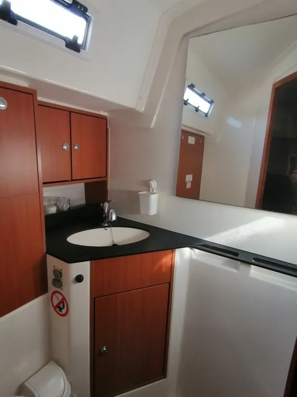 2011 Model Bavaria - Cruiser 45 · 6 Guest · #615162