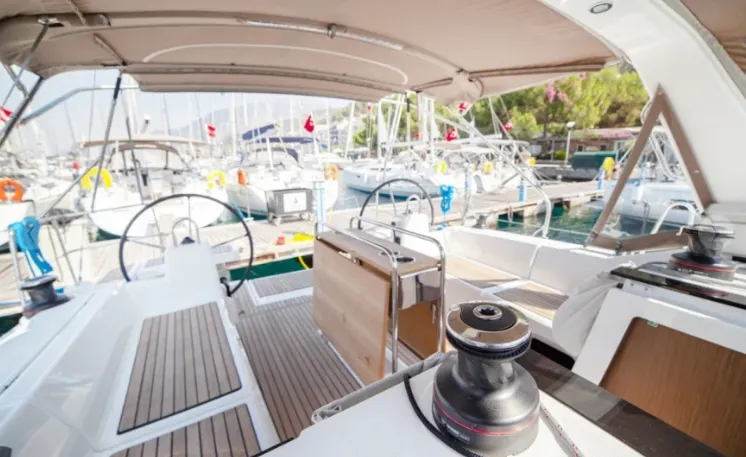 2020 Model Beneteau - Oceanis 41.1 · 8 Kişilik · #154142