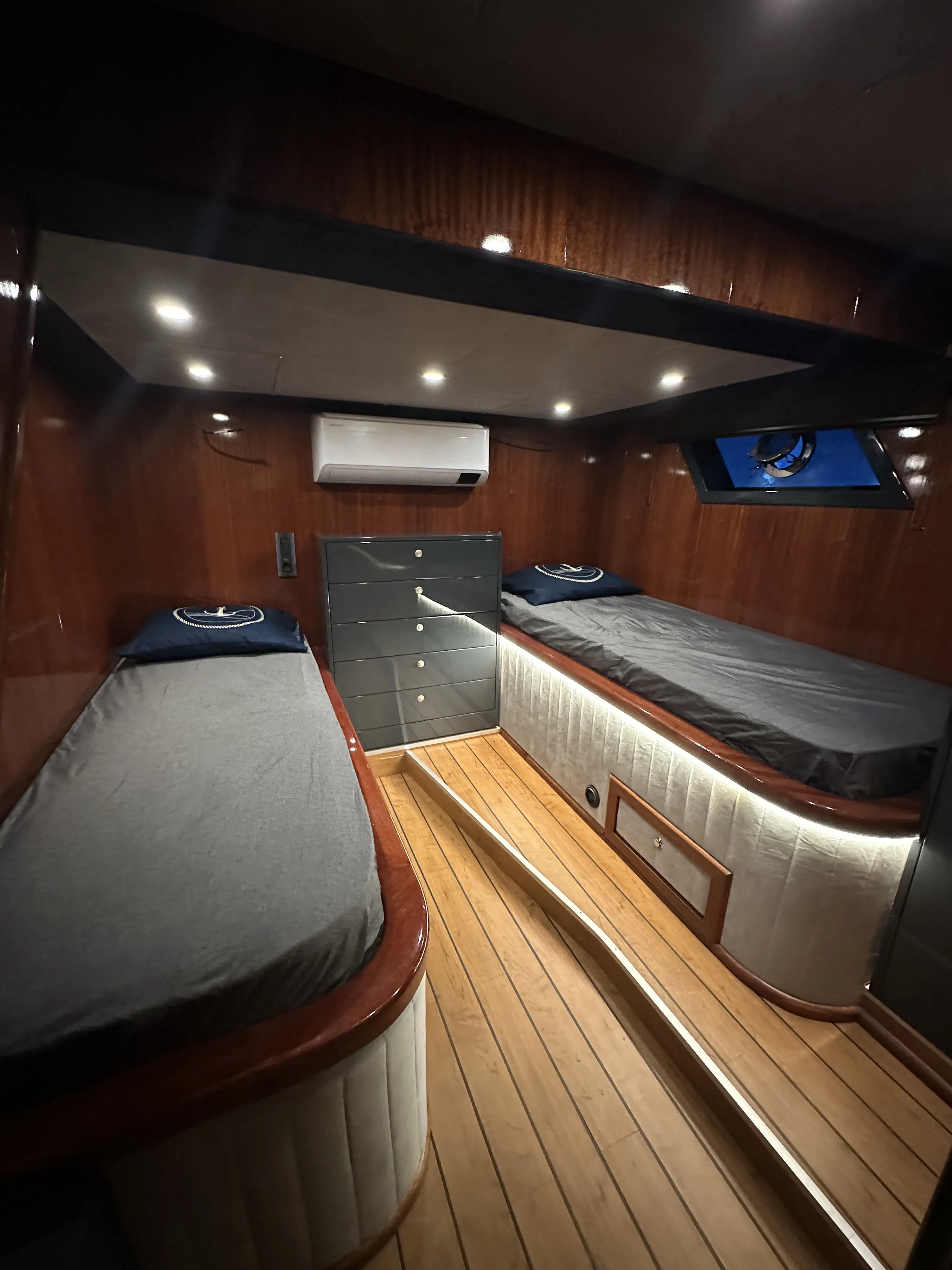 2023 Model Custom Made - Motor Yacht · 40 Guest · #229020