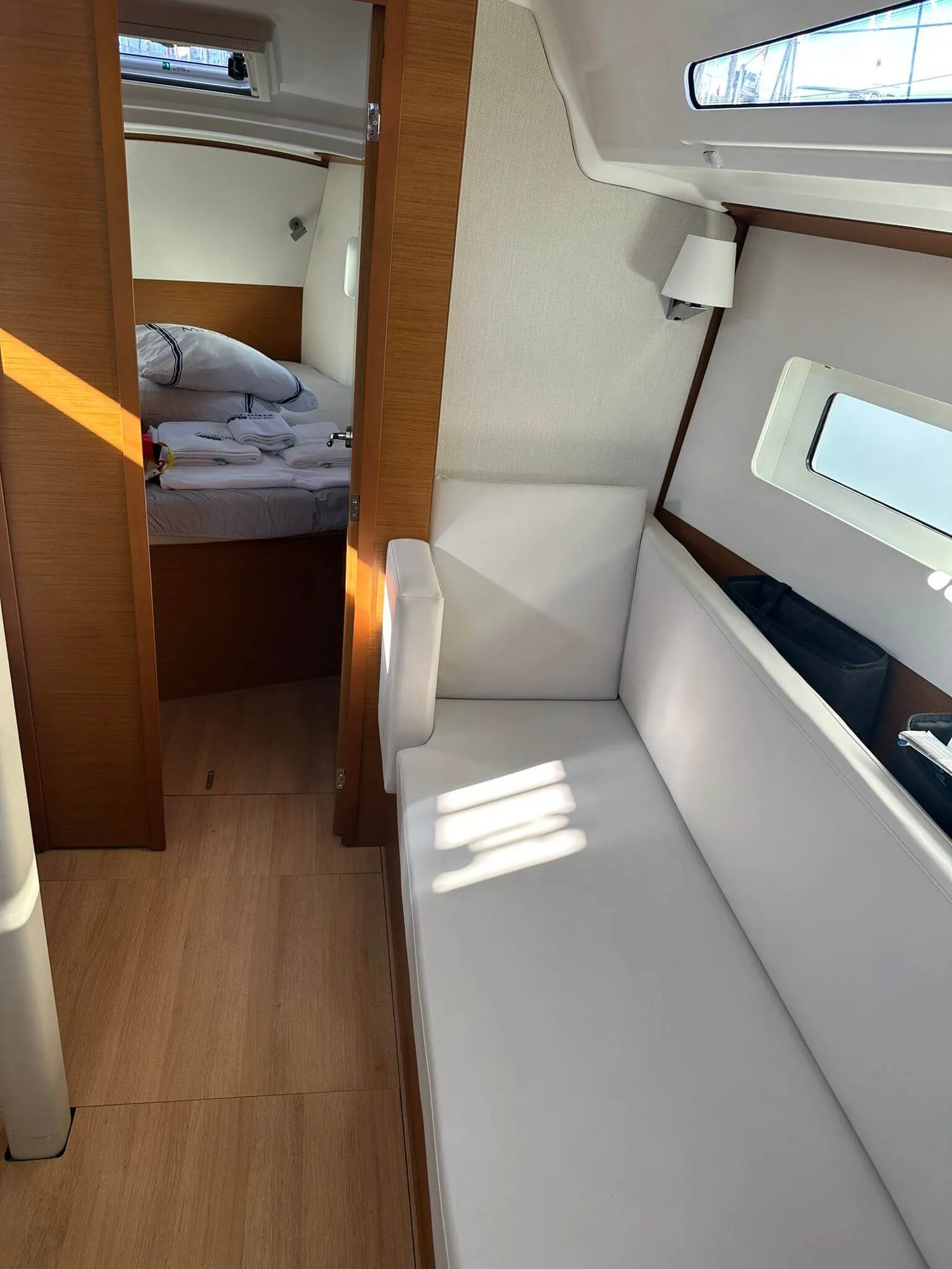 2022 Model Jeanneau - Sun Odyssey 380 · 8 Kişilik · #933882