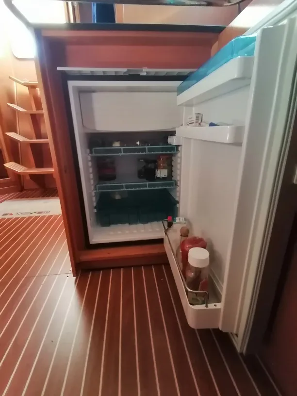 2011 Model Bavaria - Cruiser 45 · 6 Guest · #615162