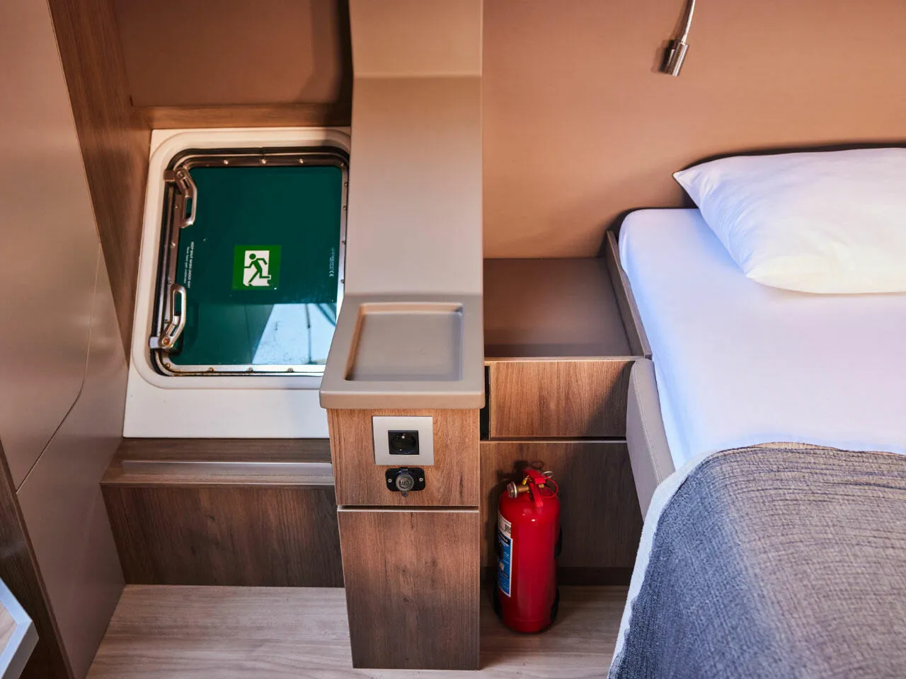 2022 Model Bali - 4.8 · 9 Kişilik · #480510