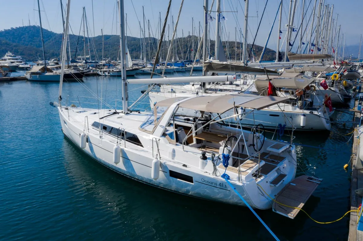 Beneteau - Oceanis 41.1